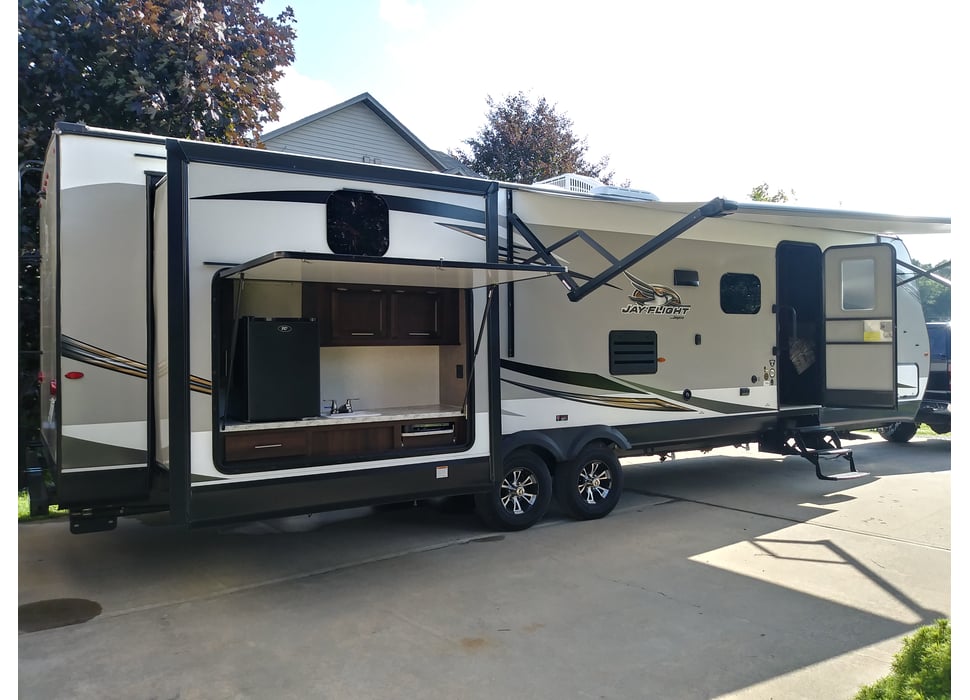 Travel Trailer rentals in Grand Rapids