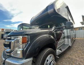 Thor Motor Coach Magnitude RB34