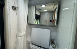 2026 21ft Coachmen Nova 20RB - Sleeps 4