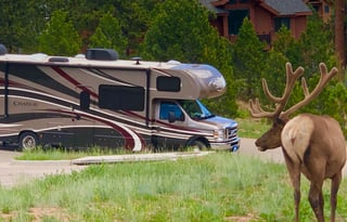 On The Go Chateau *2019 Bunkhouse*