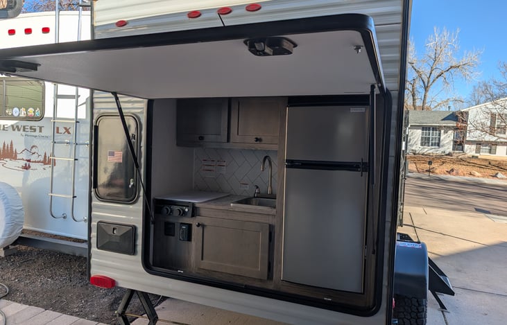 Rear outdoor kitchen