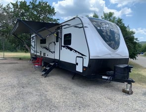 EAST TO WEST Alta 3150KBH