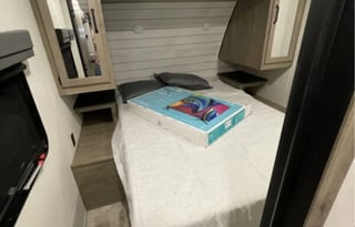 2021 Palomino Puma 27RLSS