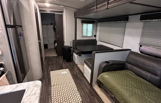 Family friendly RV with 2 A/Cs