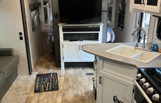 “Gracie’s Hideout” 2022 Keystone Hideout