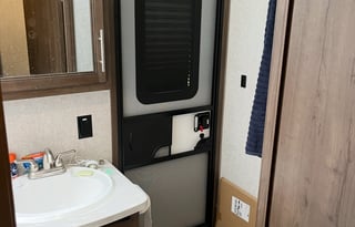 2021 Keystone RV Cougar Half-Ton 32BHS