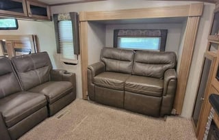 Flagstaff Escape Suite - UPMI1891