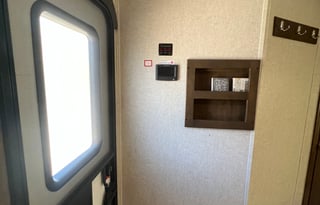 The Crow’s Nest, Family Friendly, Trailer Rental