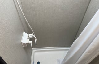 Modern Camper for your Glamping Needs!!!!