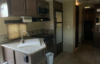 2016 Forestriver Surveyor 295QBLE