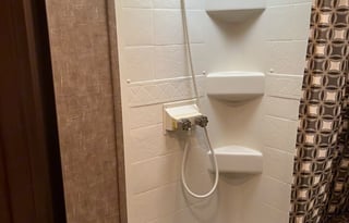 2016 Jayco Jay Feather Hybrid, Sleeps 5-6