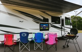 The Glamp Champ - Luxury on Wheels
