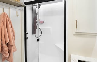 Luxury Couples Escape | 2025 Brinkley Model I 275