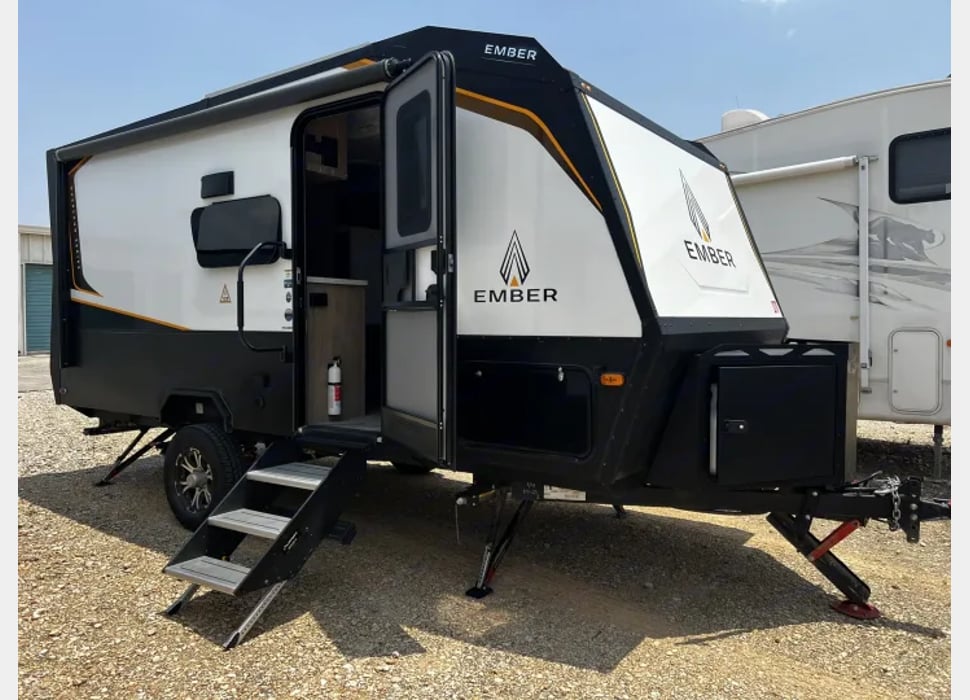 Travel Trailer rentals in La Vernia