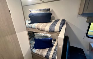 Moab Adventurer -( Delivery Only)