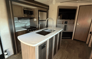 2021 CrossRoads RV Sunset Trail SS331BH