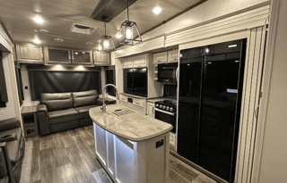 "Hill Country Cougar" Keystone Cougar 368MBI