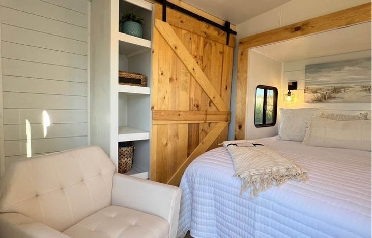 Main Suite Barn Door Closet