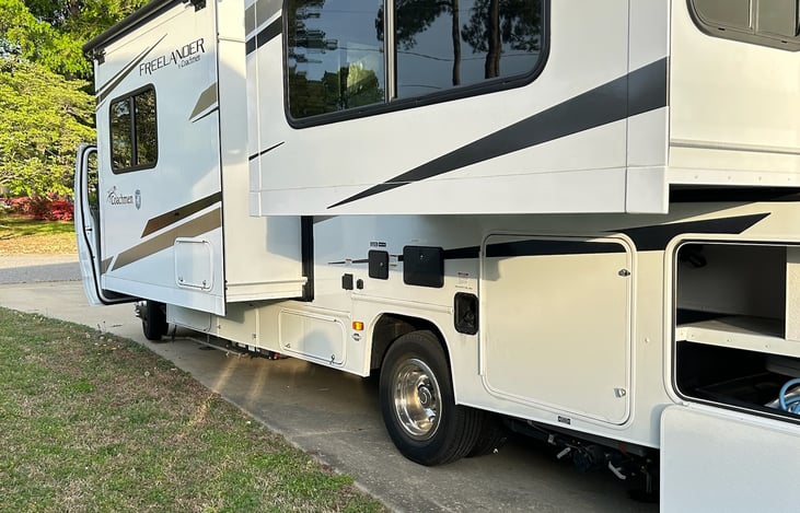 Two bump outs for bedroom and living room