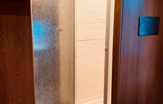 Lucy - Luxury RV for Your Stay in Camp Sherman