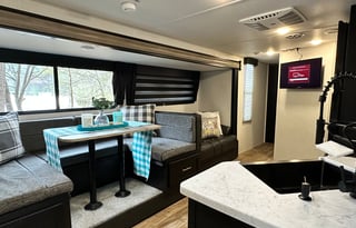 Large RV w Bunk House & Outdoor Kitchen & Grill