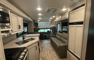 '21 Entegra Odyssey 31F | Stocked |Sleeps 8| Bunks