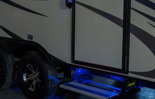 2018 Venture RV Sonic SN220VBH