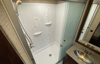 “Bruno” Big Coachmen & Bunkhouse sleeps 9!