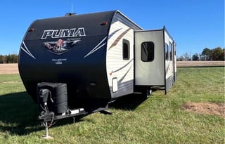 2018 Palomino Puma 31-BHSS