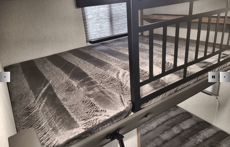 Top bunk, queen sized