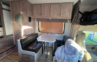 2018 Forest River RV Sunseeker LE 2250SLE Chevy