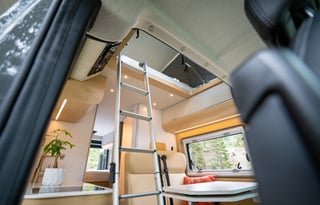 "WanderPop" - Luxury Off Grid Noovo Camper Van
