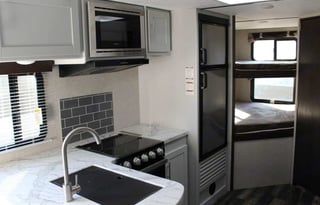 Keystone Bullet – On-Site Stay with Pool & Jacuzzi