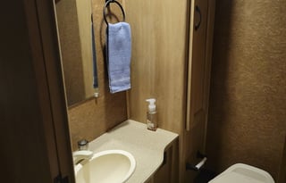 2016 Coachmen RV Freelander 27QB Chevy 4500