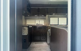 2019 Thor Motor Coach Chateau 30D