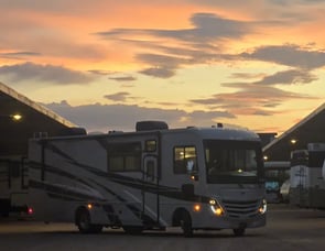 Fleetwood RV Flair 29M