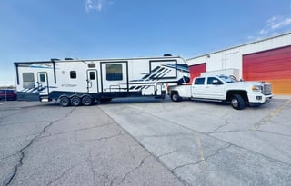 Petrified Forest Fuzion | Luxury Spacious | Vegas