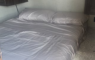 The Tovar's Kid Friendly Bunkhouse with Privacy