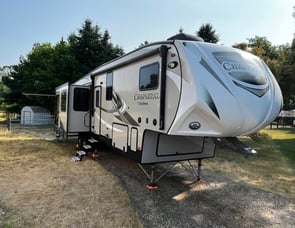 Coachmen RV Chaparral 392MBL