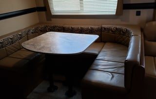 2017 CrossRoads RV Zinger ZR333DB