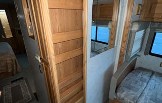 2003 Winnebago Brave 27B