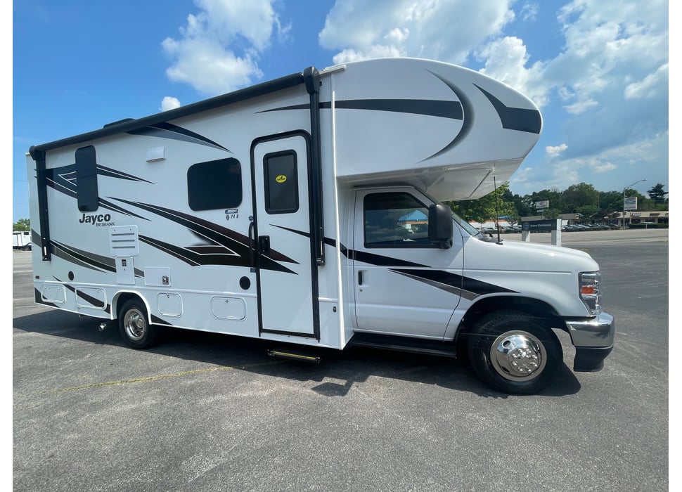 Class C Motor Home rentals in Seymour