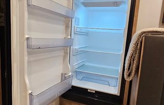 Amber and Jason's Comfy Keystone