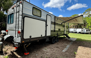 2020 Salem 32BHDS 5019