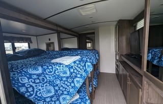 Keystone Passport 3400QD - Sleeps 14