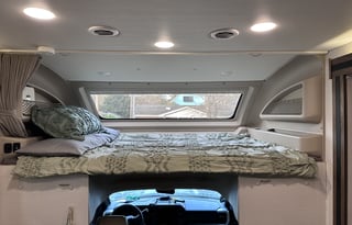 Entegra Accolade XT 35L - Adventure awaits