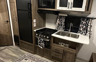 The B3 Memory maker-2021 Heartland Pioneer