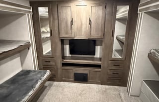 Family Camping in Style - Sleeps 11 - Pet Friendly