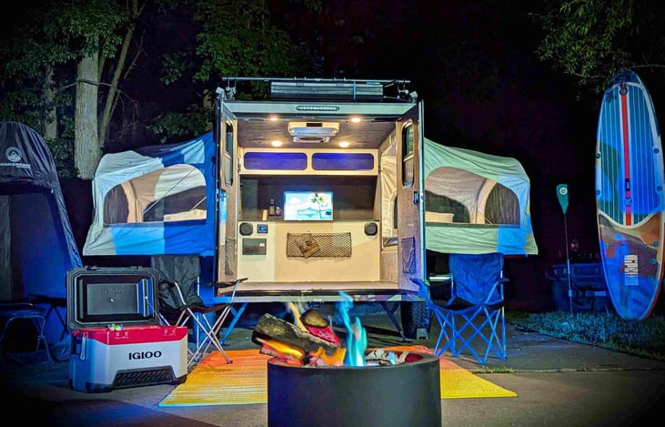 Our newest rental trailer: 2022 Intech Flyer Explore! Sleeps up to 4 with stand up paddle boards included in every rental.