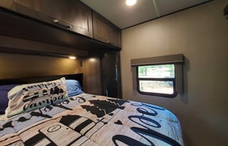 Our B E A Utiful Blue Pearl Reflection